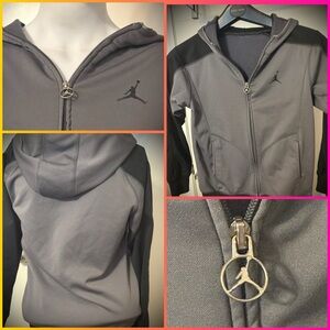 Nike Air Jordan Women's Gray and Black Hooded Jacket